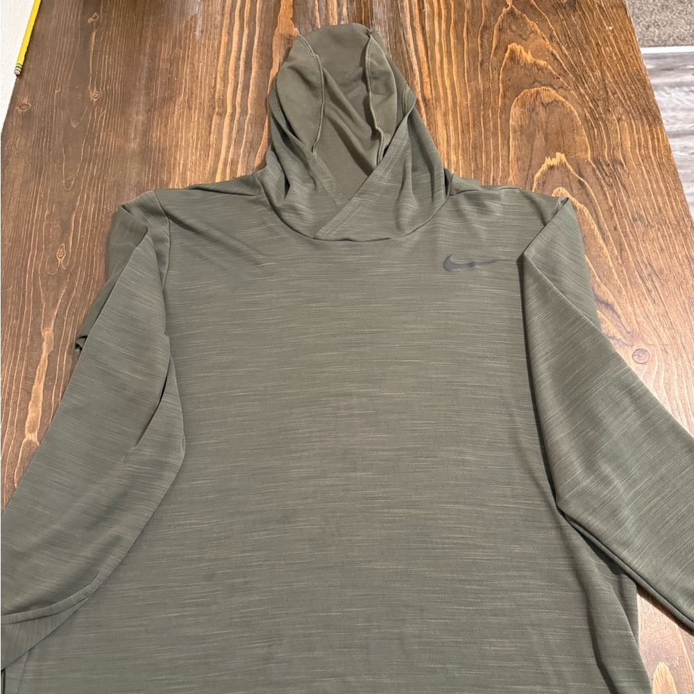 Nike Lightweight Running Shirt Size Large